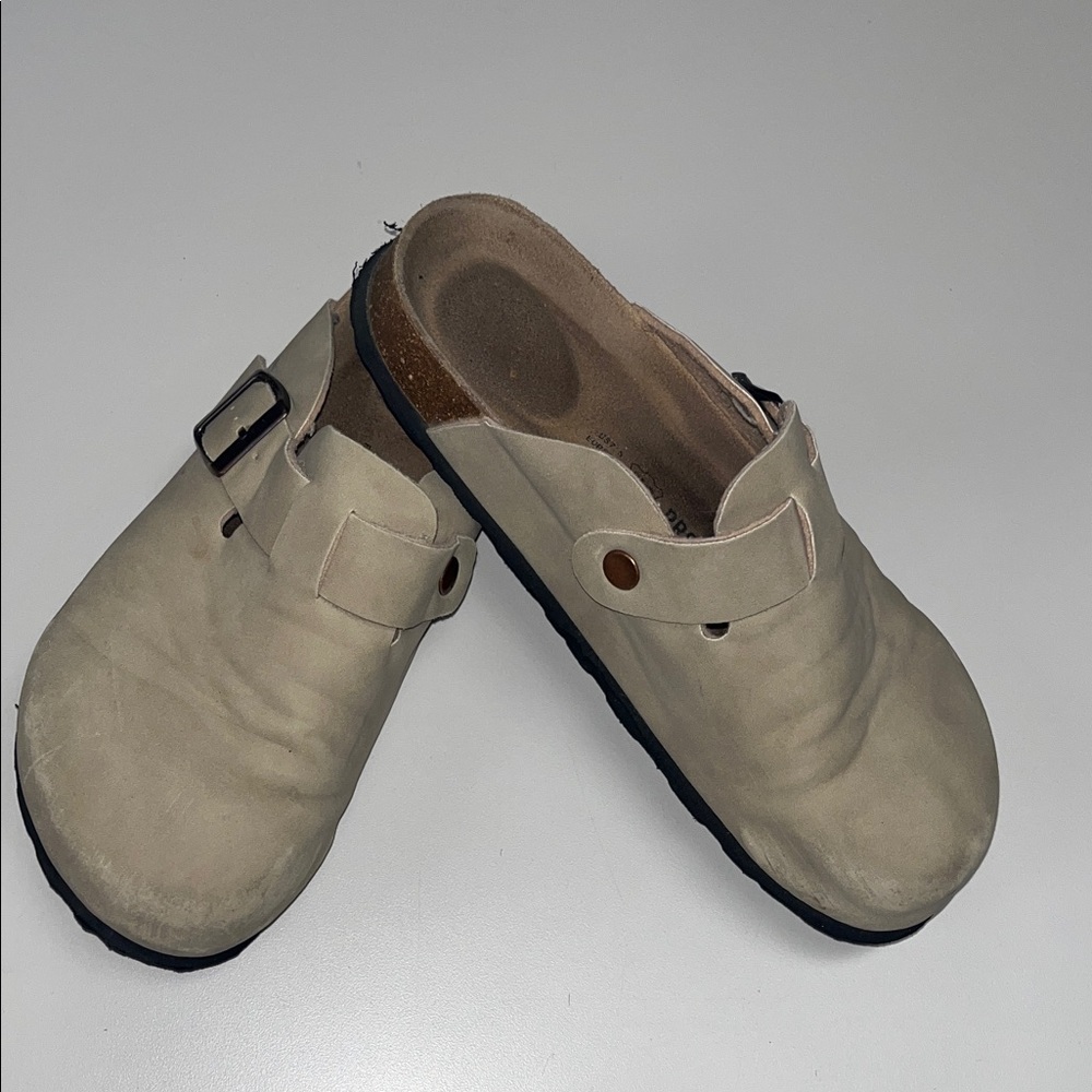 Project Cloud Classic Beige Mules leather insoles size 7.5 US preowned